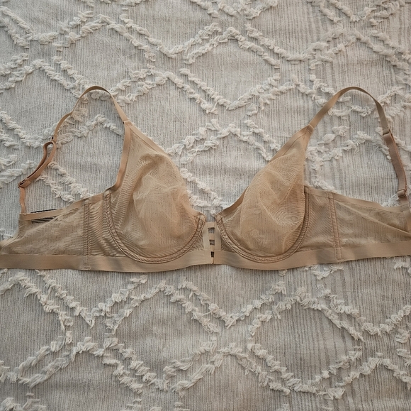 Livy Beige Nude Mesh Underwire Bra Size 34D - Picture 12 of 12